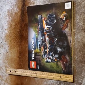 Lego Technic 42139 Instruction Booklet